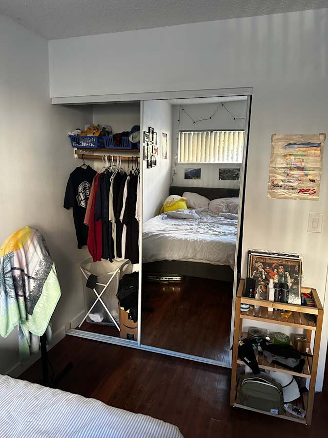 Photo of Alistair's room