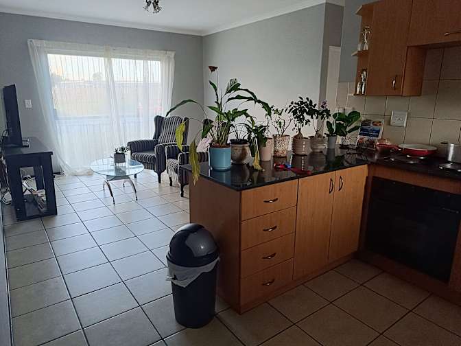 Photo of Lindo's room