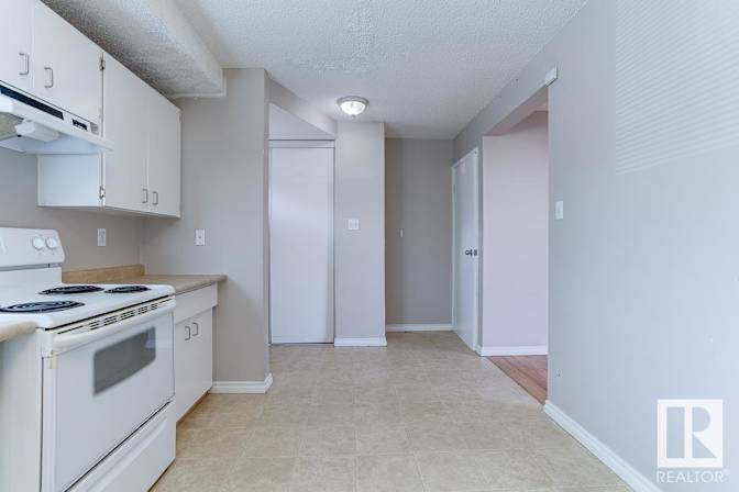 Antonios Roussos's room