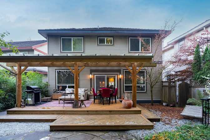 Amrita DHANJI's room