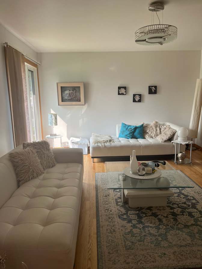 Photo of Angela Rinella's room