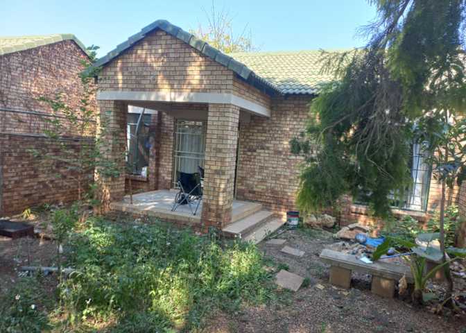 Photo of mbuyi's room