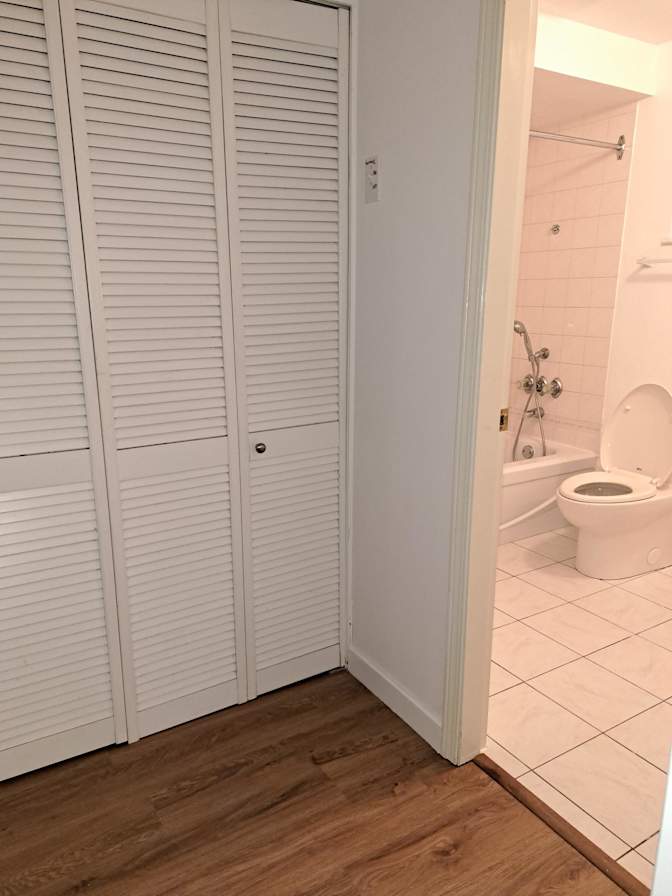 Photo of Nazanin Tofangchi's room