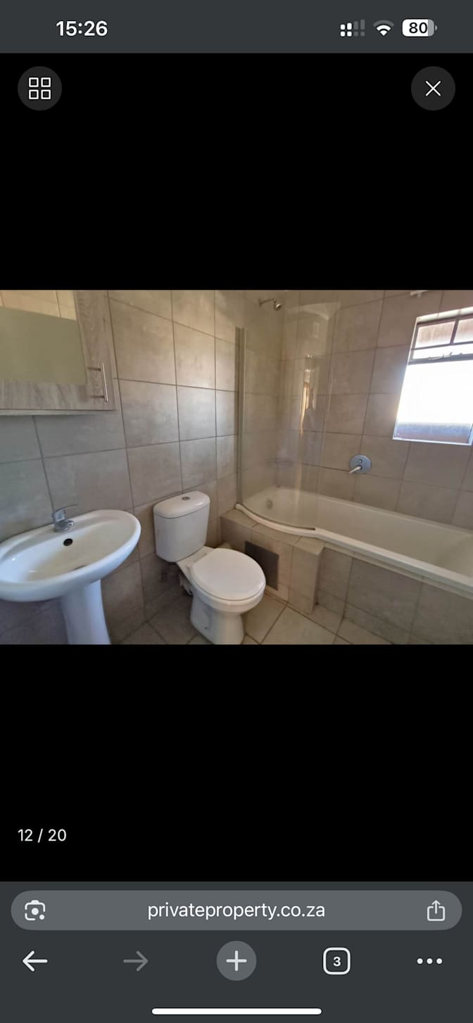 Photo of mogedi phillip's room