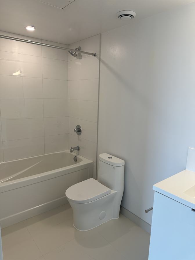 Alexander Lee's room