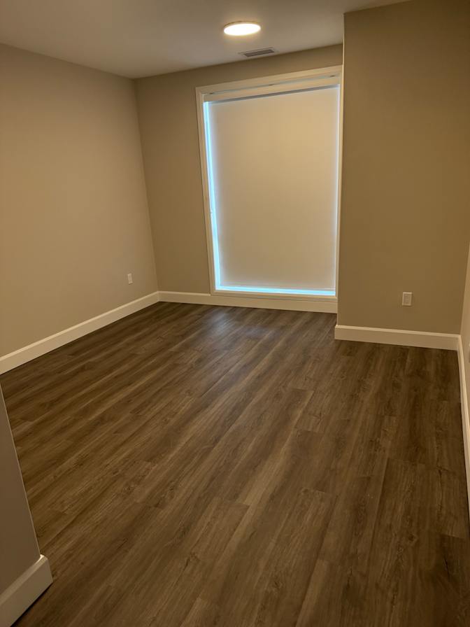 Maggie Sanders's room