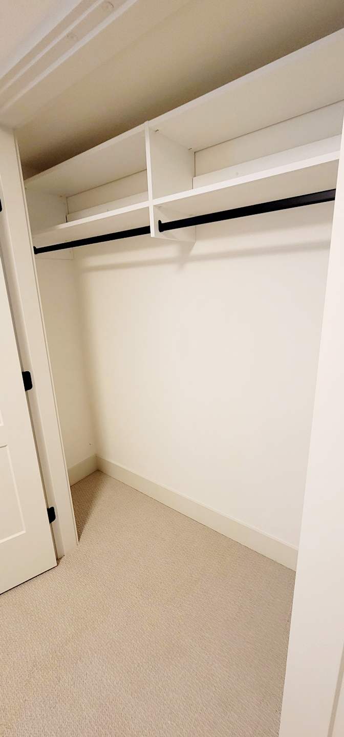 Photo of Saba Mall's room