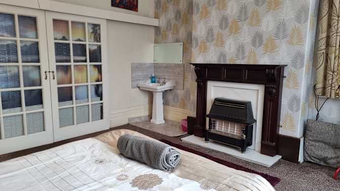 Photo of Dave's room