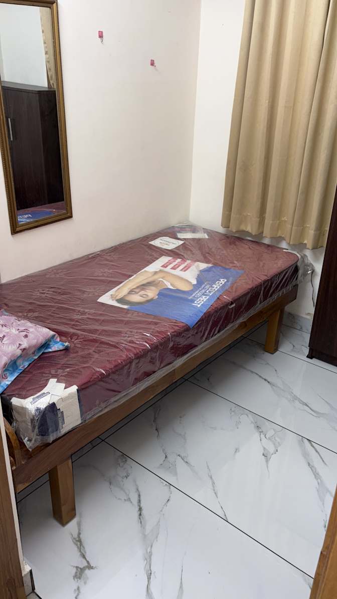 Photo of Tom's room