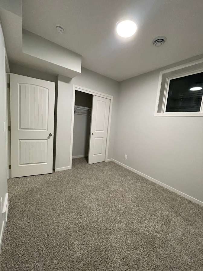 Hinal Thakkar's room