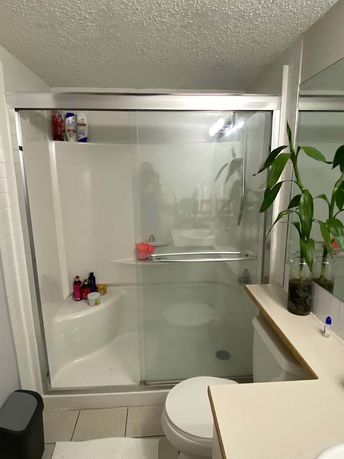 Photo of Wendell or Annallee's room