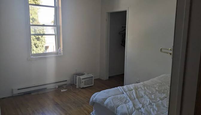 Photo of Jurgen's room