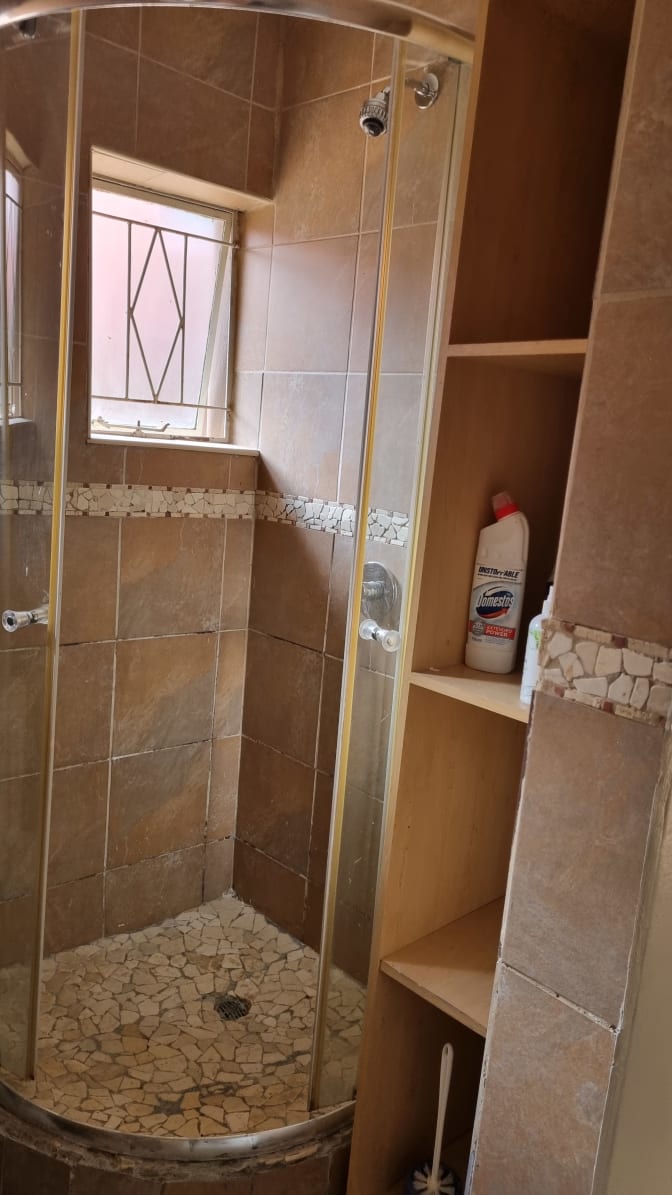 Photo of Homeyra Monkoe's room