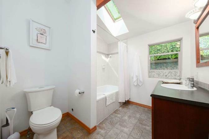 Photo of Jona's room