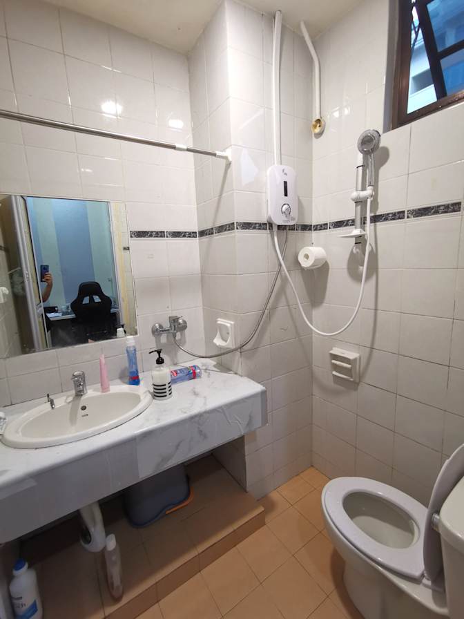 Photo of Customer Enquiry's room
