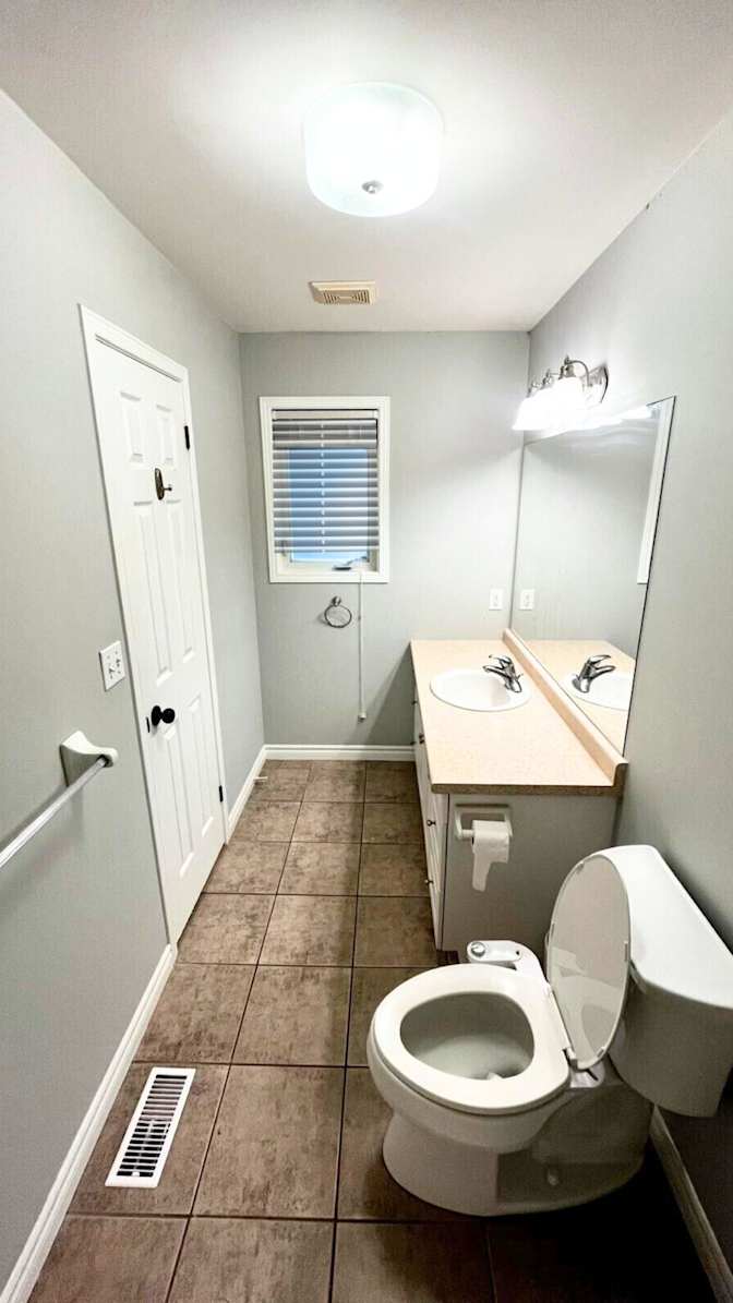 Photo of Chris's room