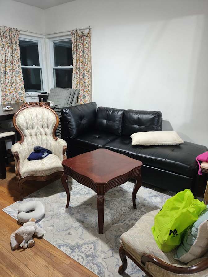 Viet Anh Nguyen's room