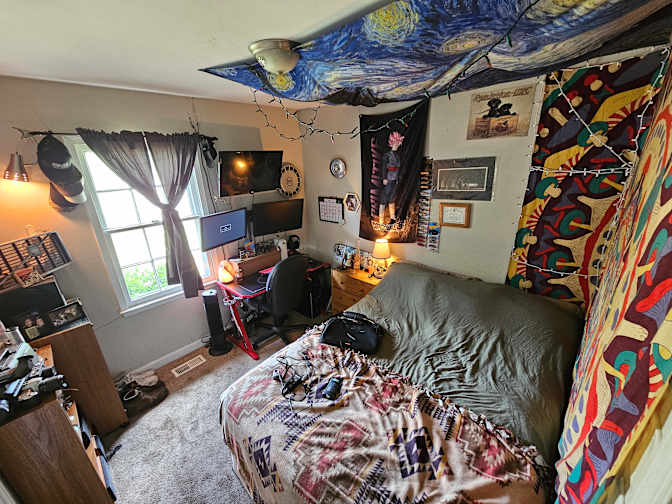 Photo of Grey's room