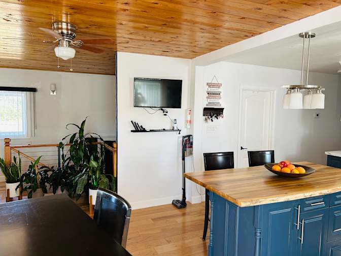 Tanya Scarlett's room