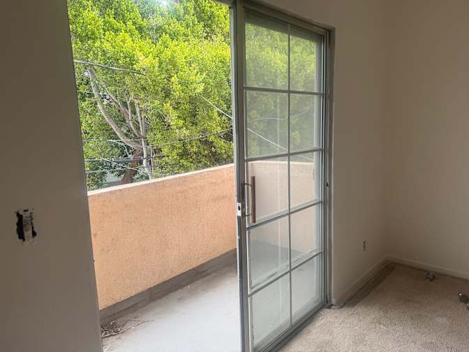 Photo of Angie Adler's room