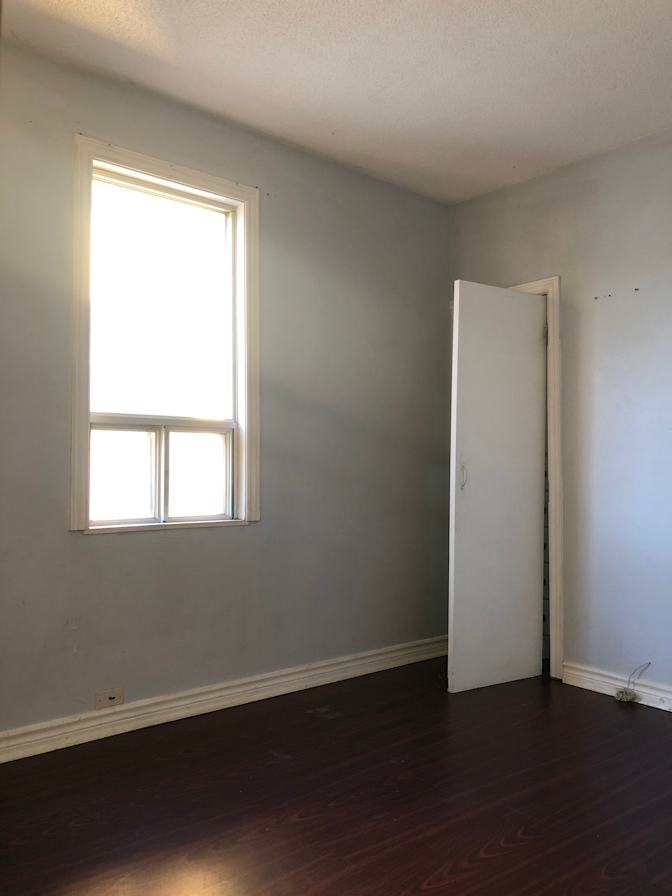 Photo of Vincent Molumby's room