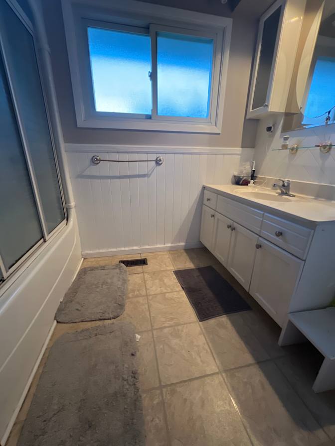 Sandra DAmbrosio's room