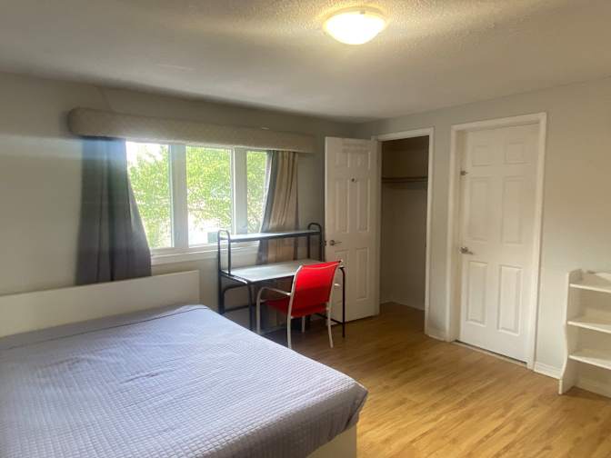 Hannah Nguyen's room