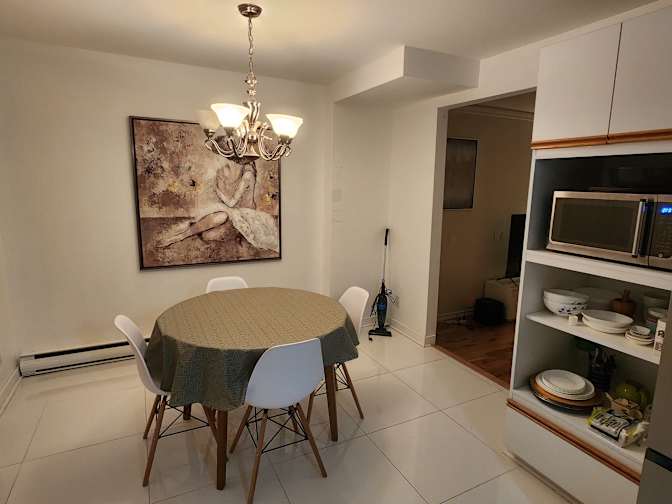 Photo of Claudia's room