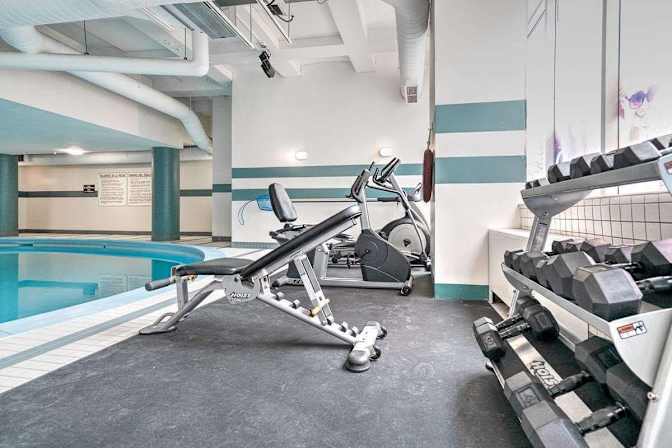 Maxenss Laouiti Delos's room