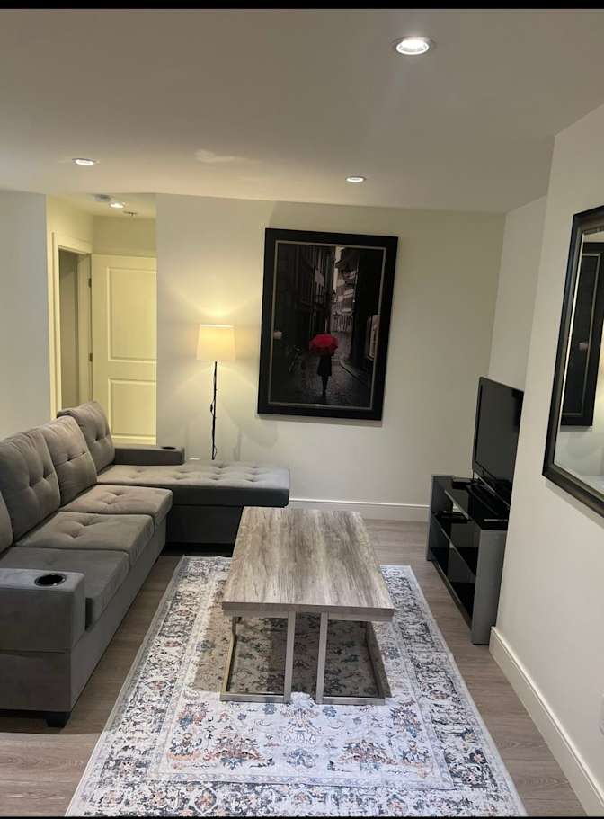 Mohammad Khavandgar's room