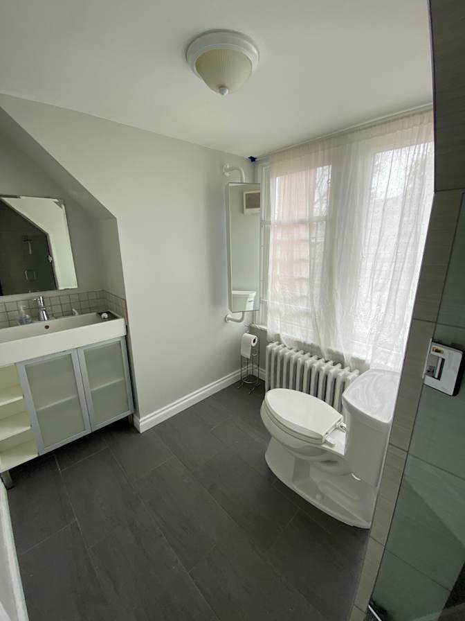Photo of Adriana's room