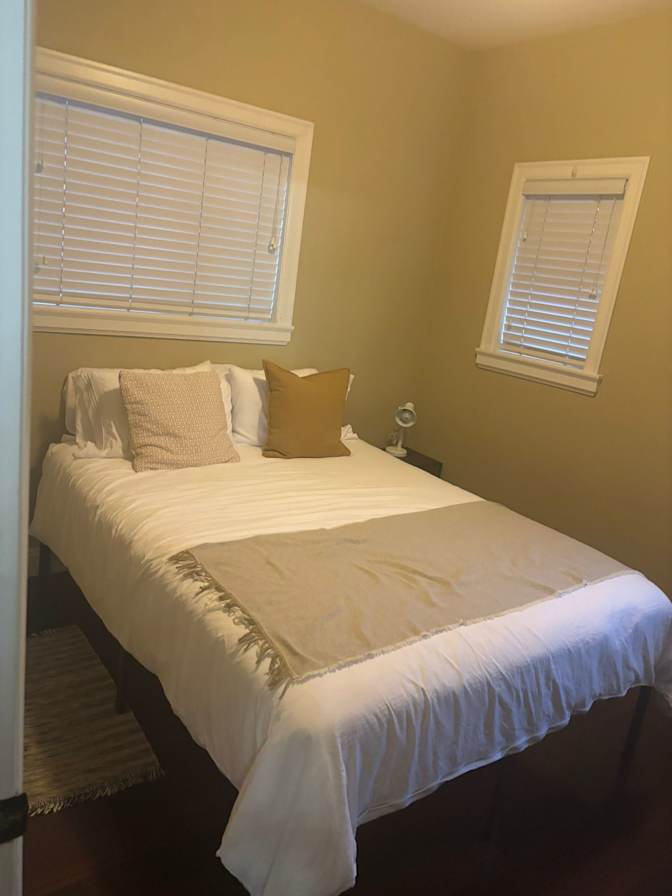 JOSELIN CHAN LOPEZ's room