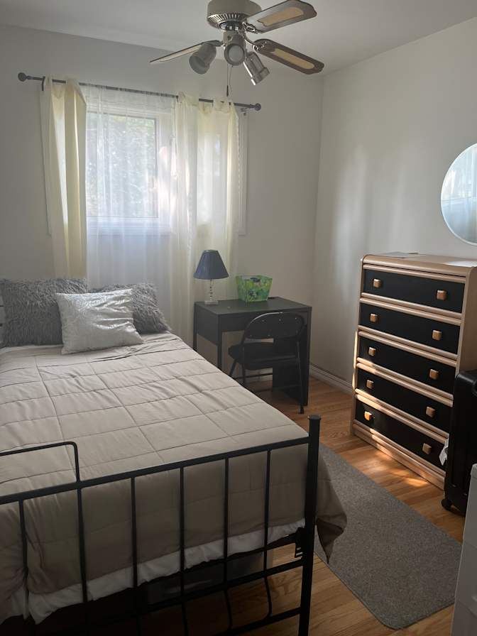 Photo of Angela Rinella's room