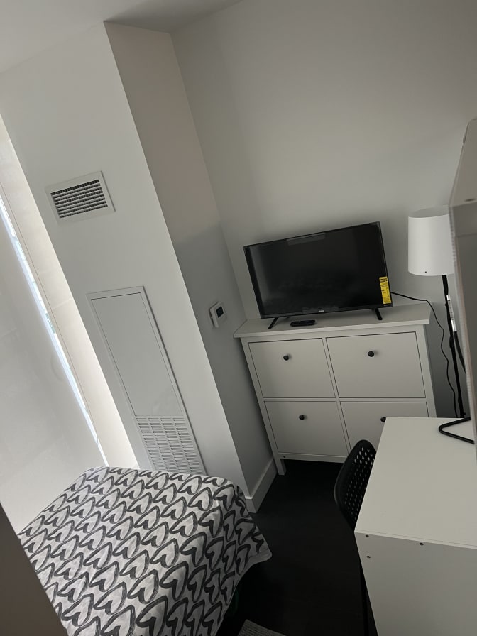 Alexis Zambrano's room