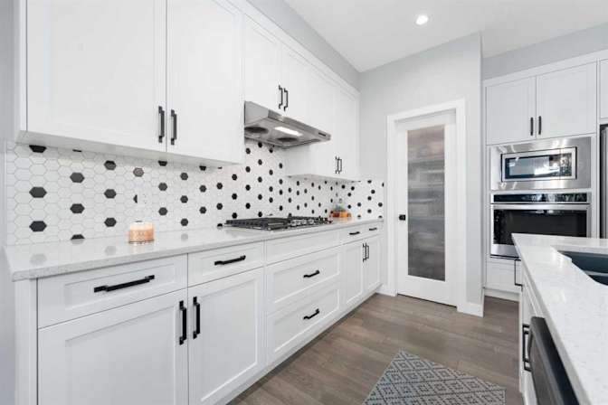 Meng Qiong Huang's room