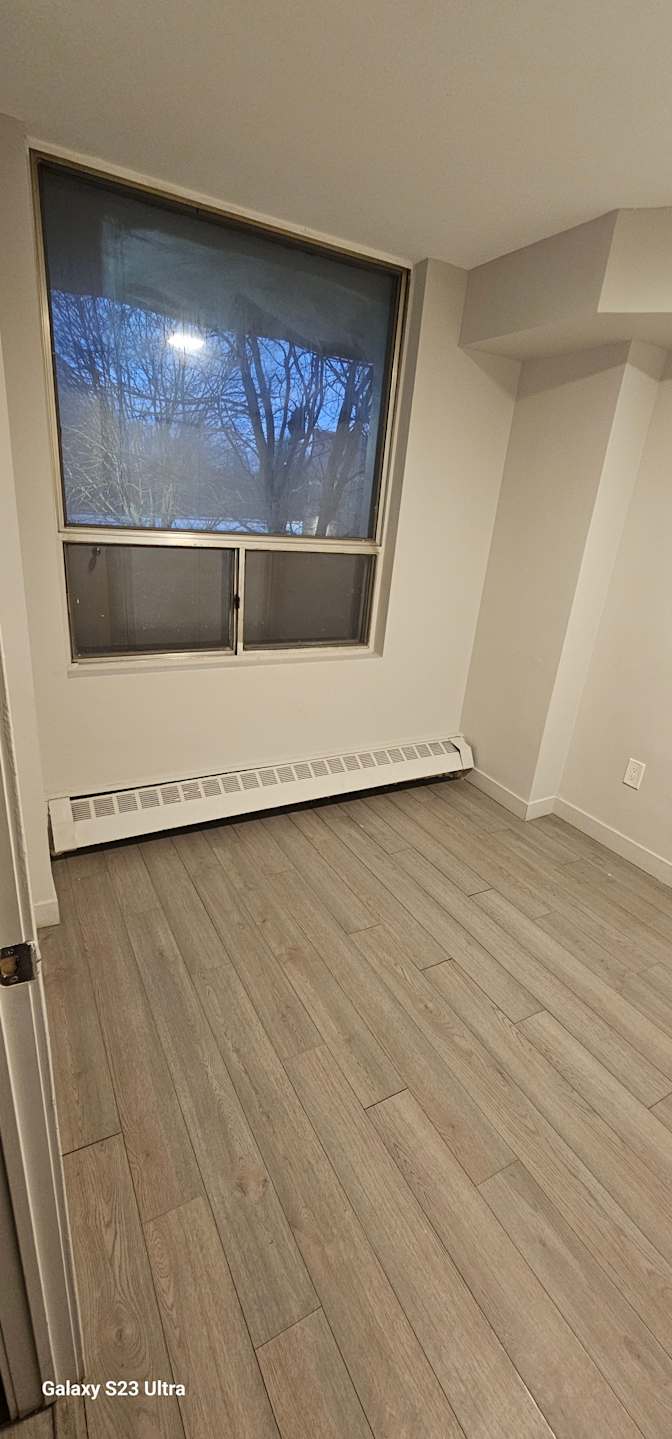 PABLO HERNANDEZ's room