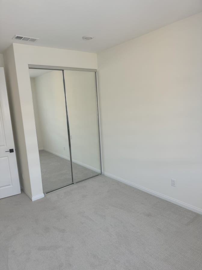 Photo of Moris Arditti's room
