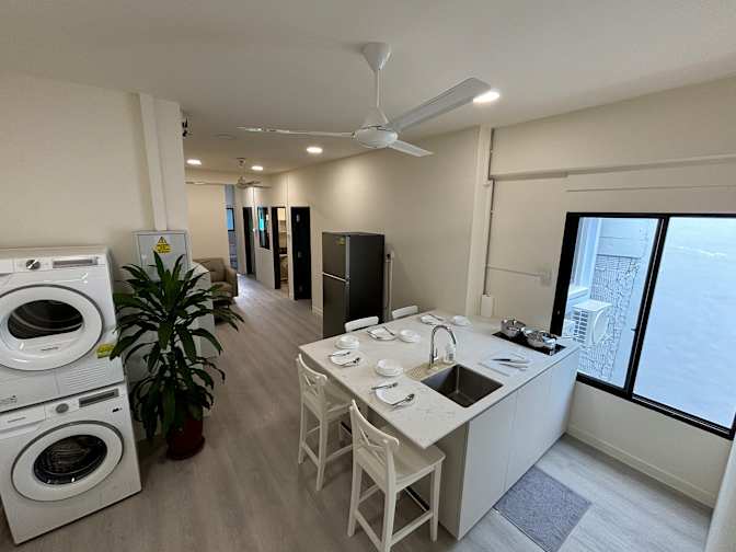 Photo of Harry Lee's room