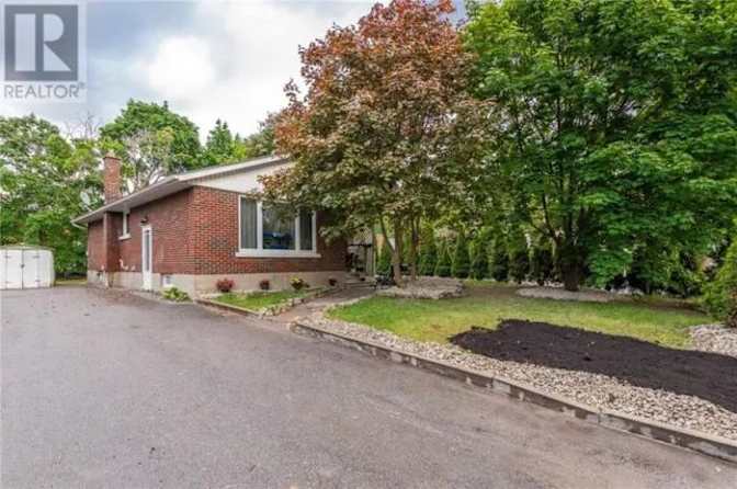 Photo of Curtis's room