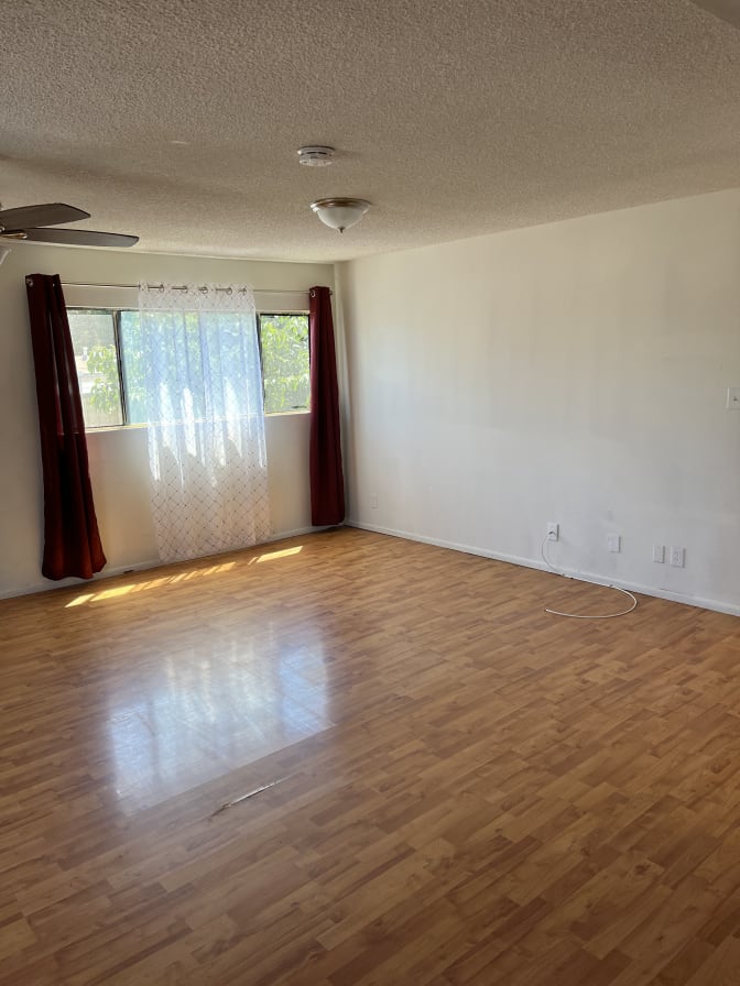 Photo of Long Beach Room Rental's room