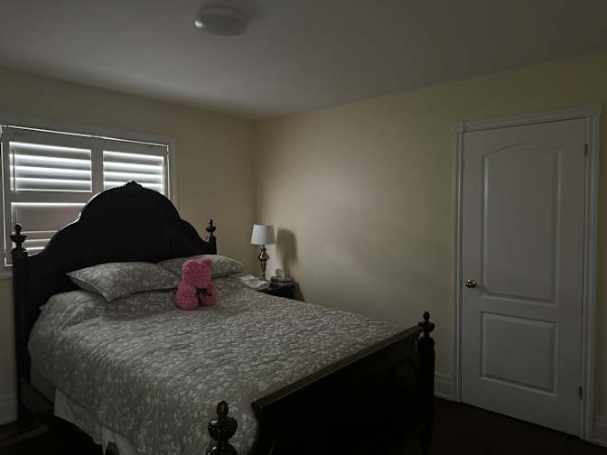 Kamalini Varatharajan's room