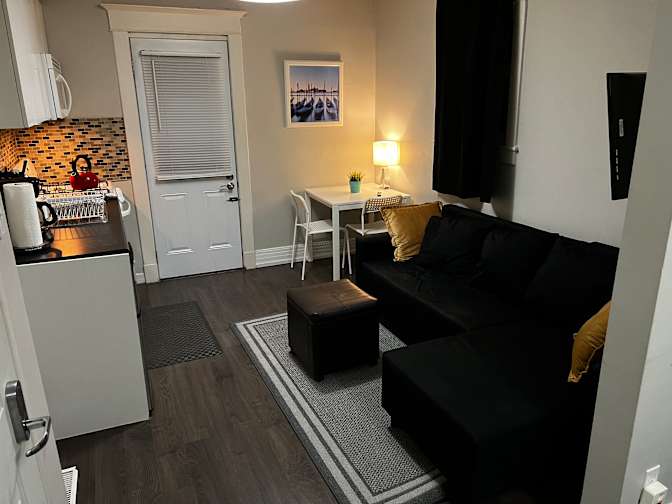 Nick Sarkovski's room