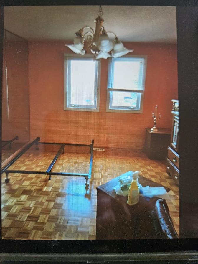 Photo of IRVIN's room