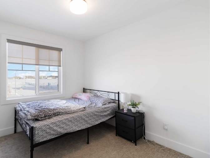 Analyn Carrillo's room