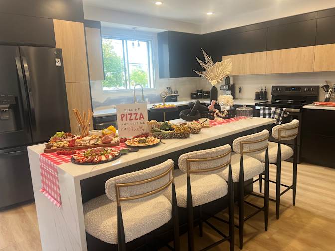 Marilyn Delbello's room