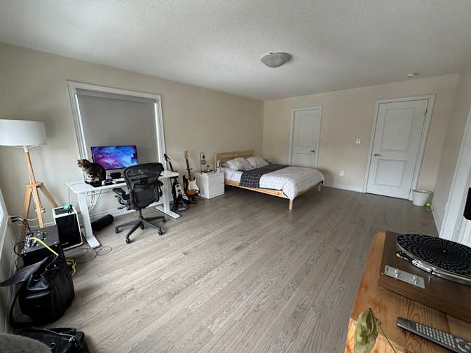 Santiago Mejia Mora's room