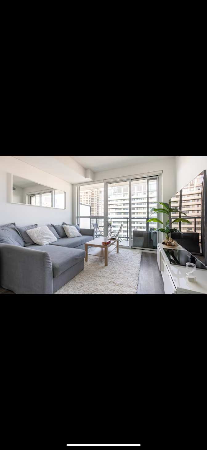 GeoffreyLeger's room