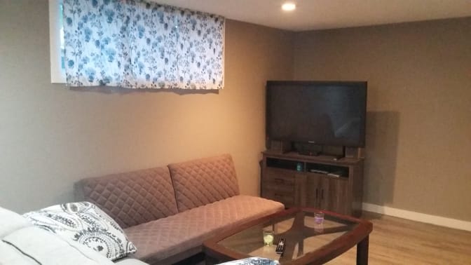 Brentwood House's room