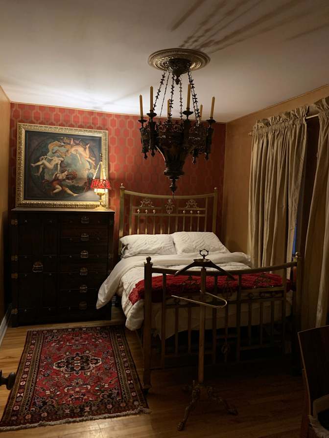 ofelya tevonian's room