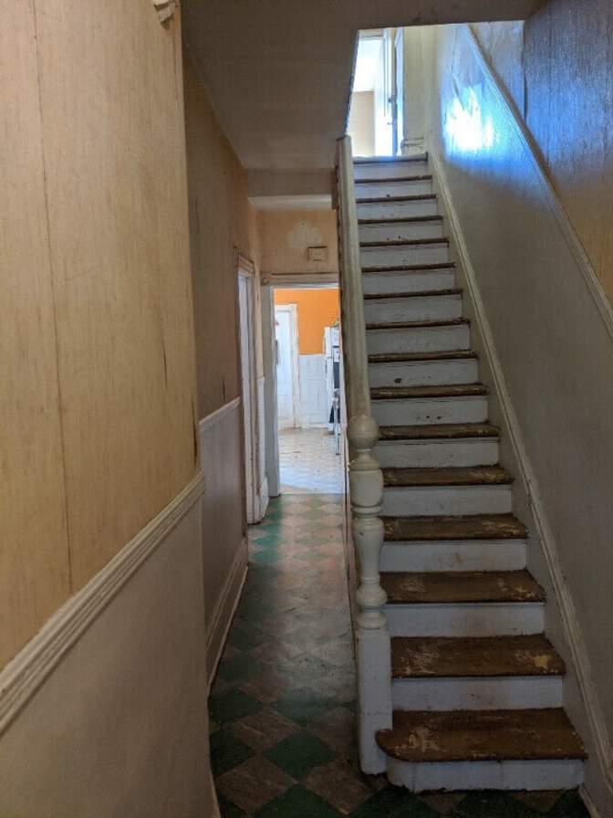 Run Down House's room